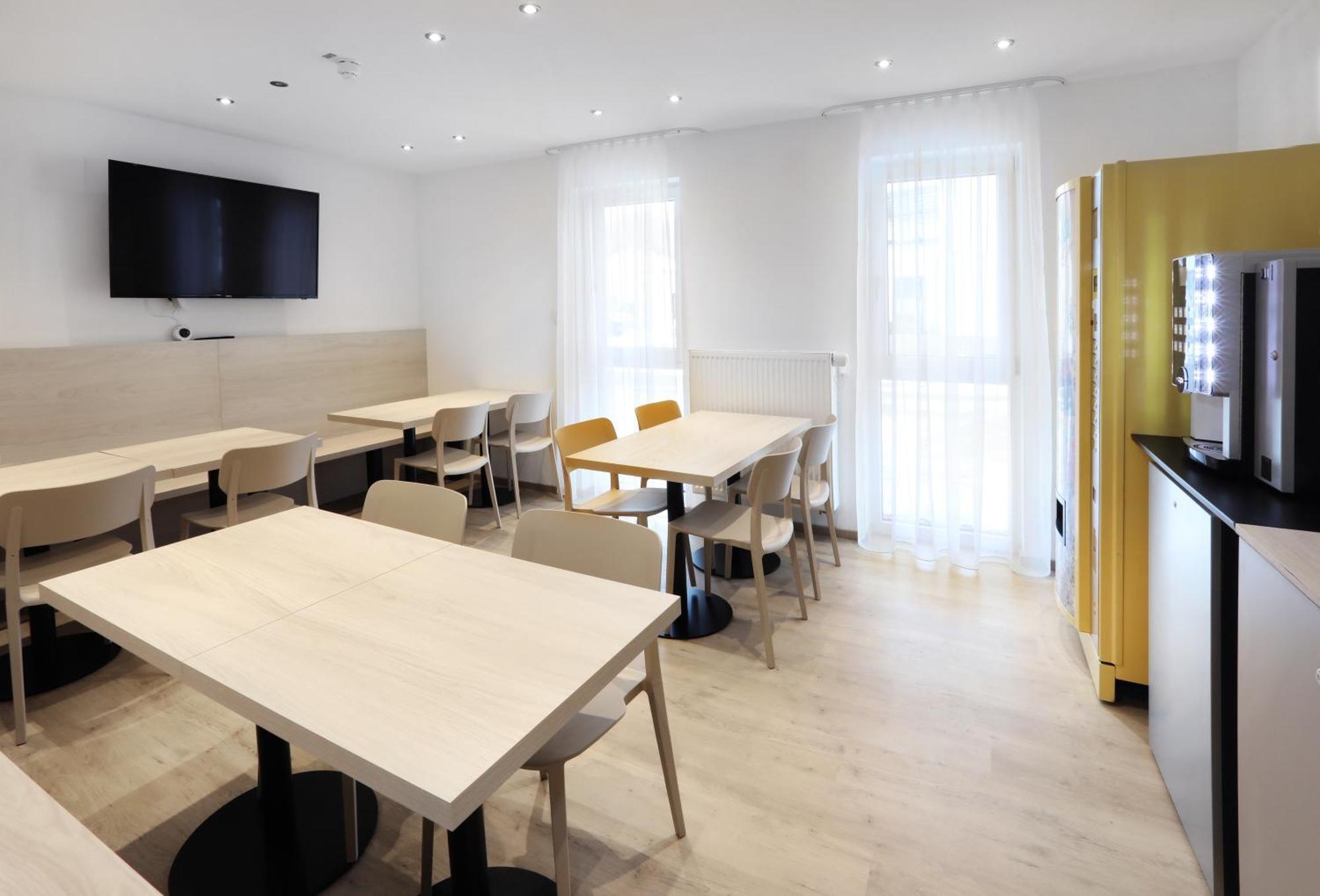 Apartment Hotel 37 Altdorf  Exteriér fotografie
