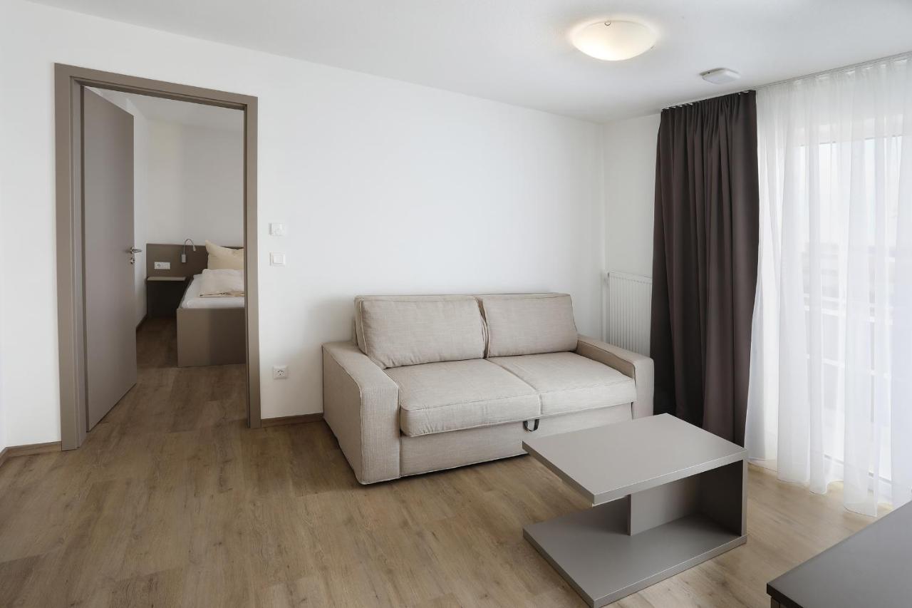 Apartment Hotel 37 Altdorf  Exteriér fotografie